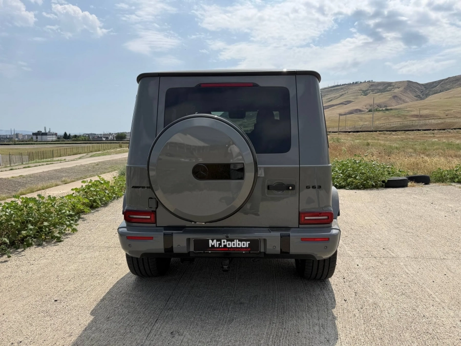 Mercedes-Benz G63 AMG